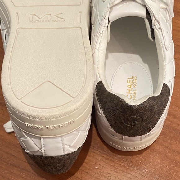 Michael Kors Keating Woven Sneakers, Size 8 - Picture 6 of 16